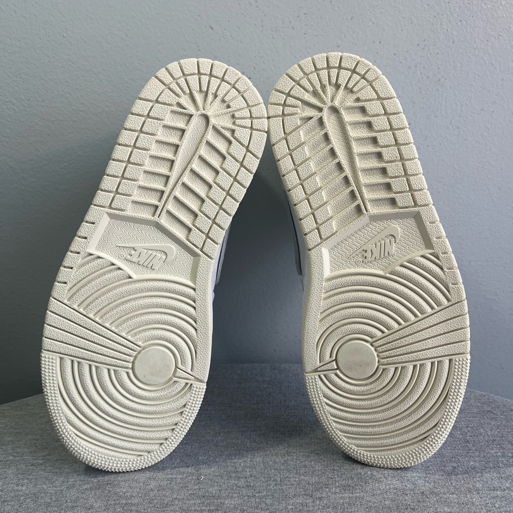 Nike Jordan 1 MM High White Pure Platinum Women's Shoe Size 6.5 FB9891-100​​ - Picture 6 of 11
